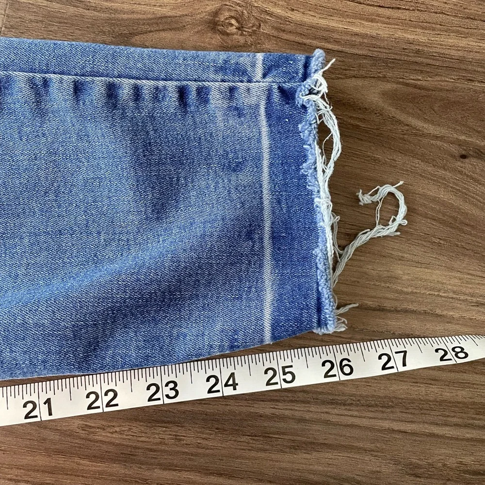 Old Navy Rockstar Raw Hem Jeans Size 8